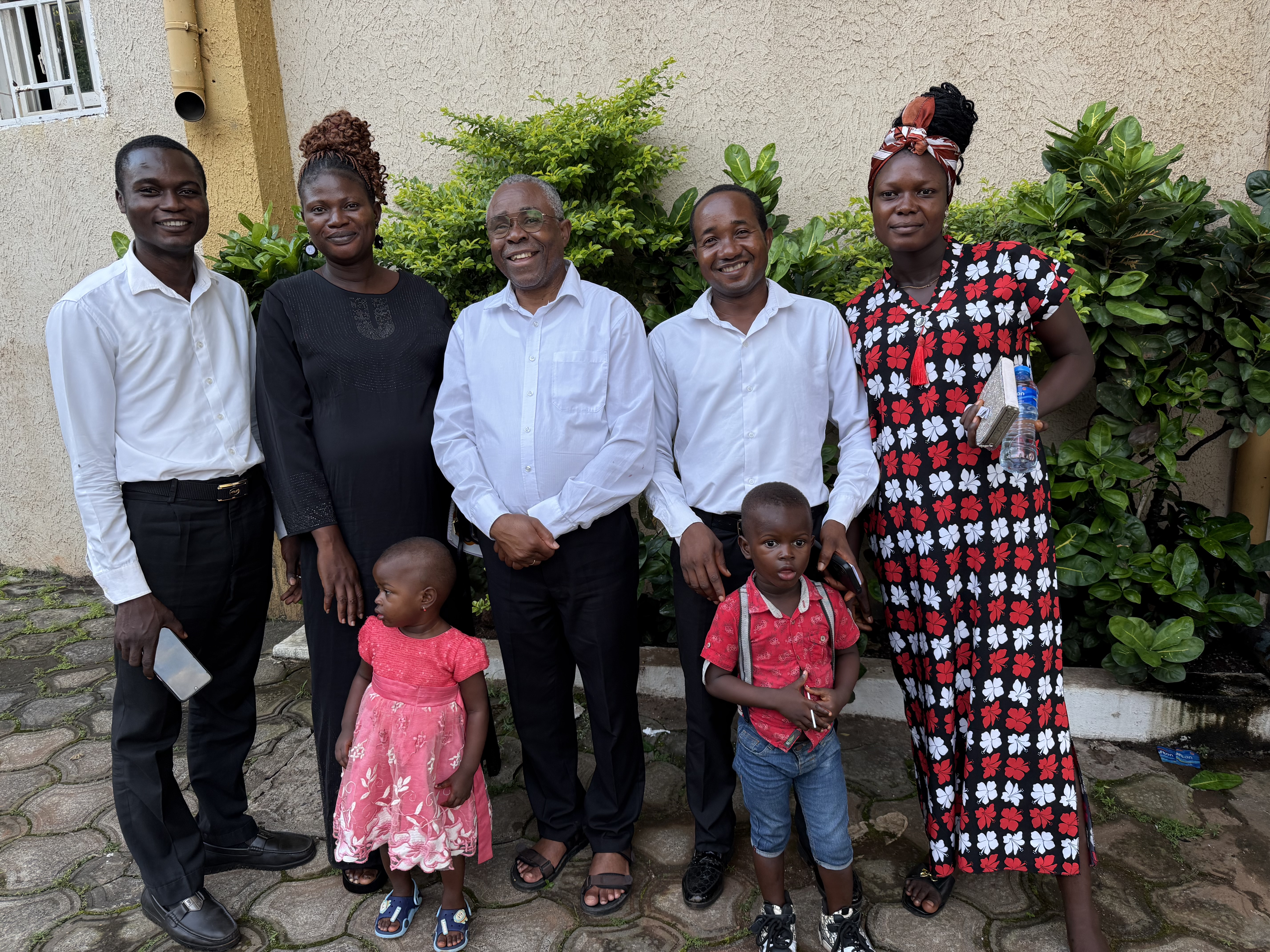 Voorgangers en gezinnen van de Nigeria Reformed Church